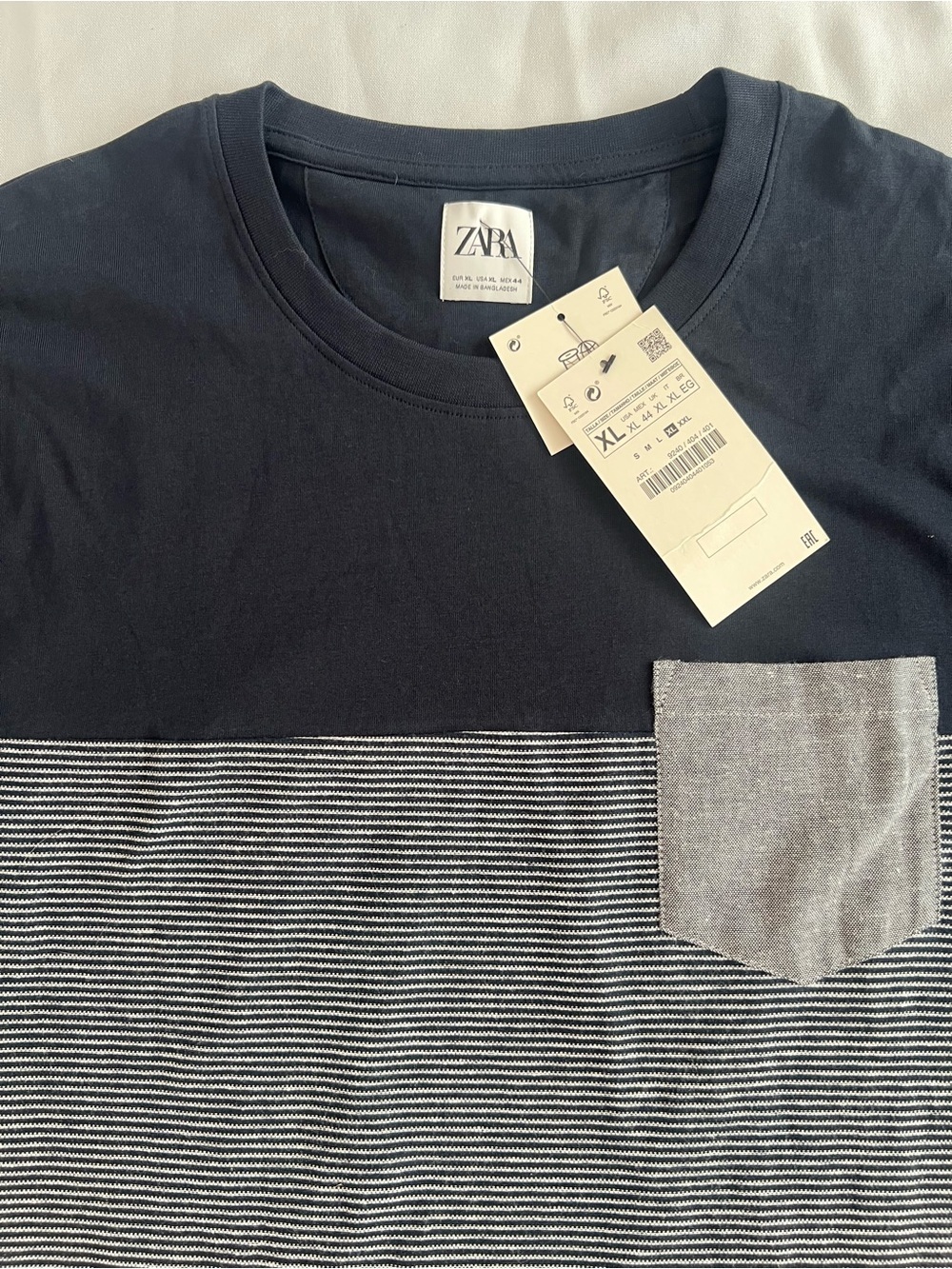 Zara Men's Navy & Gray Striped Pocket T-Shirt